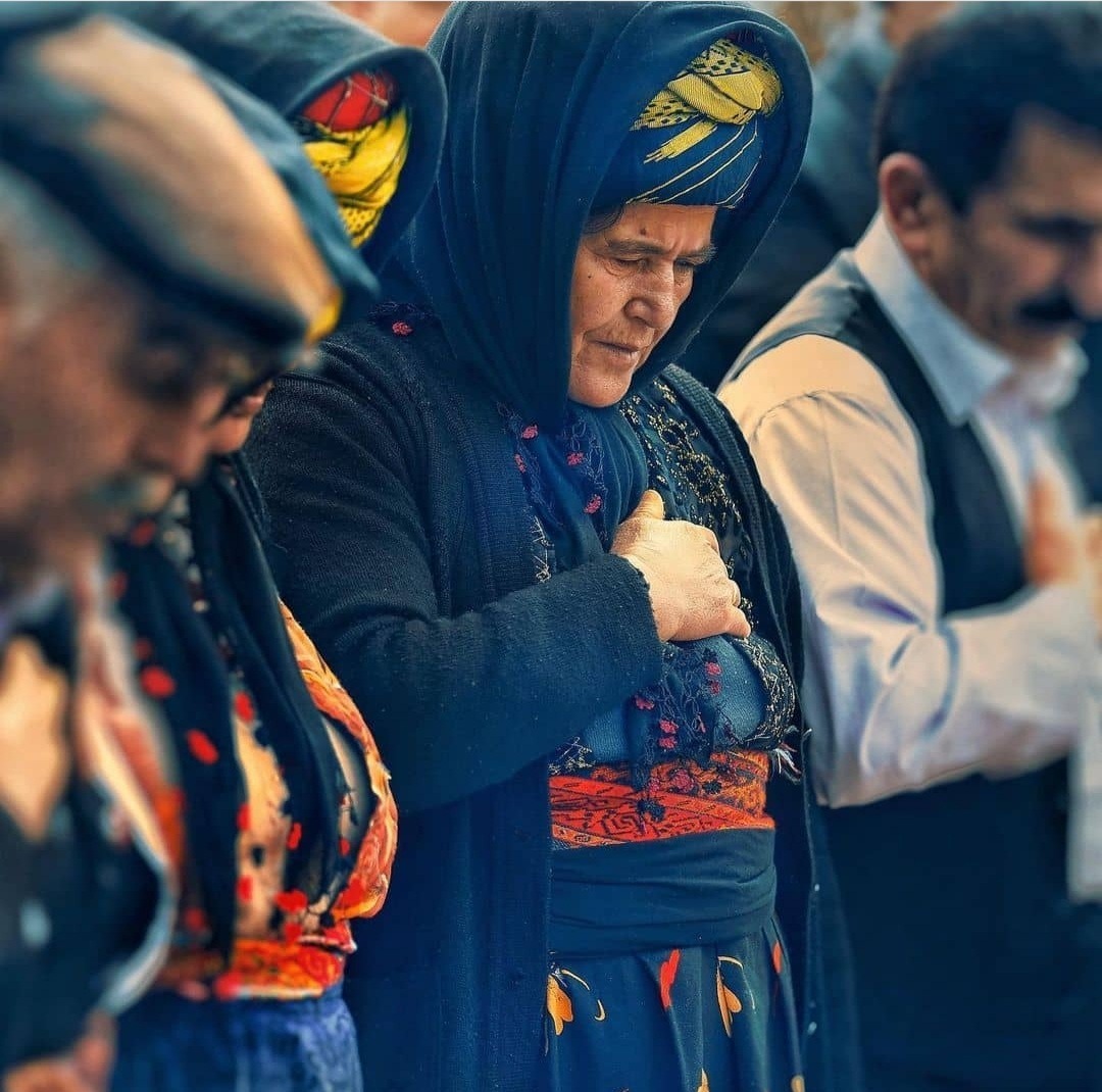 KURAN’ I ANA DİLDE OKUMAK İBADETTİR