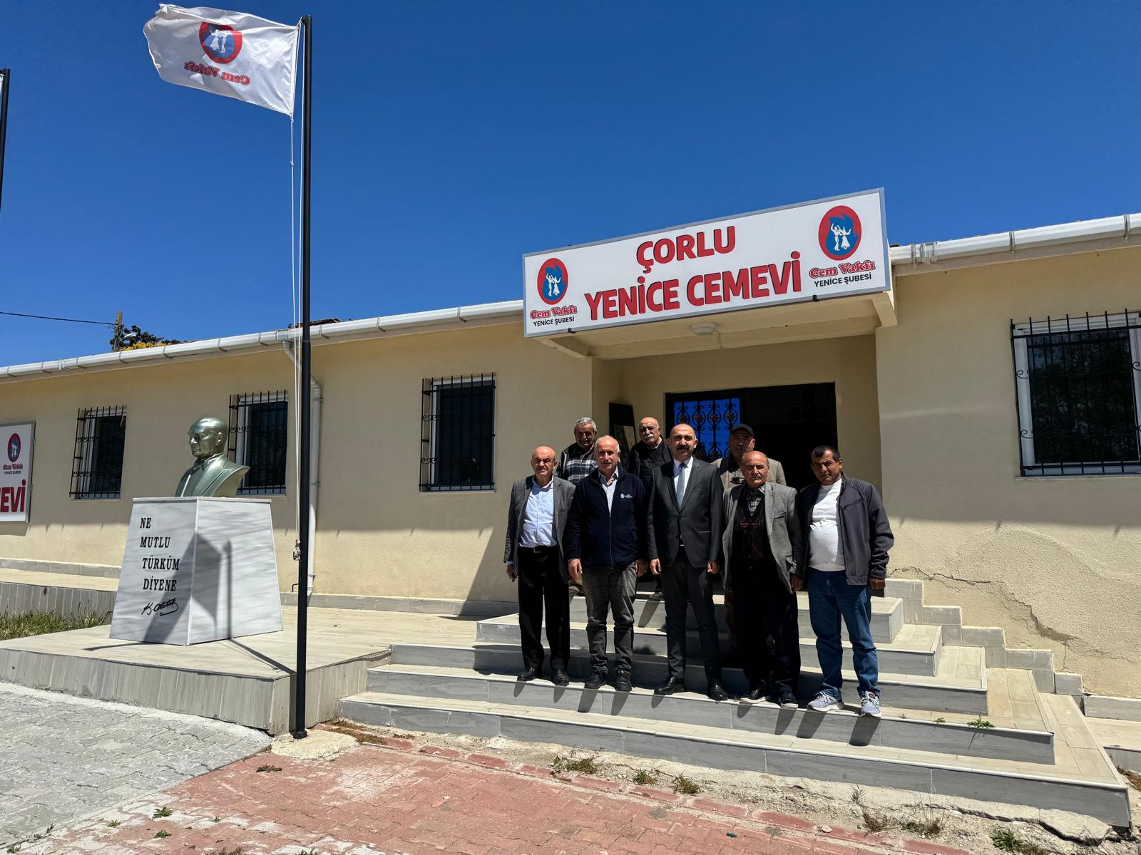 CEM Vakfı Alevi İslam İnanç Hizmetleri Başkanı Sayın Mesut Yıldırım Dede ile Alevi İslam İnanç Hizmetleri Başkan Yardımcısı ve Trakya Bölge Koordinatörü Sayın Dursun Şahin Dede, Tekirdağ’da bulunan şubelerimizi ziyaret etti.