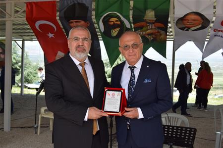 MÜRŞÎD-İ KÂMİL HÜSEYİN DOĞAN DEDE ANMA TÖRENİ GERÇEKLEŞTİ