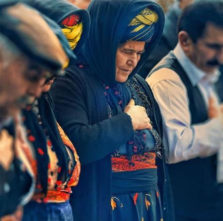 KURAN’ I ANA DİLDE OKUMAK İBADETTİR