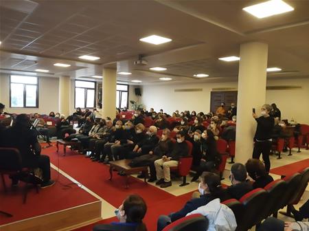 CEM VAKFI SARIYER ŞUBESİ KADIN VE GENÇLİK KOLLARI TÜRK HALK MÜZİĞİ KOROSUNDAN KARELER 