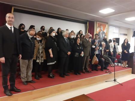 CEM VAKFI SARIYER ŞUBESİ KADIN VE GENÇLİK KOLLARI TÜRK HALK MÜZİĞİ KOROSUNDAN KARELER 